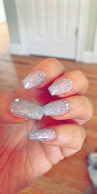 Wethersfield CF Magic: Captivating Nail Designs That Amaze